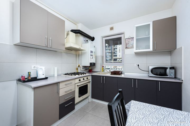 Apartament 3 · Coresi